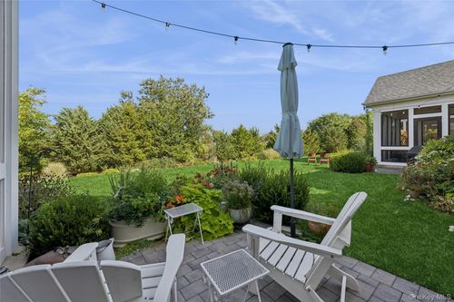 32 Millstone Ln, Cutchogue, NY, 11935-2342 | Card Image