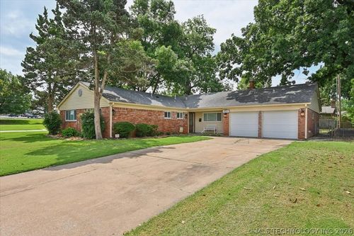 4662 55th St, Tulsa, OK, 74135-4304 | Card Image