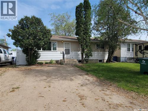 1621 Greig Ave, Saskatoon, SK, S7N2R1 | Card Image