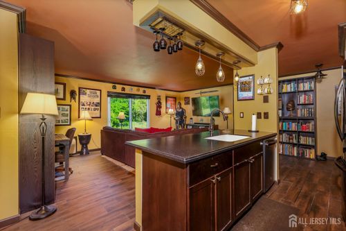 18 Steeplechase Ct, Somerset, NJ, 08873-4807 | Card Image