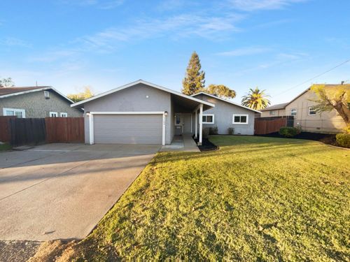1109 Frienza Avenue, Sacramento, CA, 95815 | Card Image