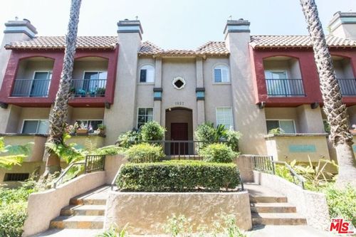 apt-112-1957 N Bronson Ave, Los Angeles, CA, 90068-5608 | Card Image