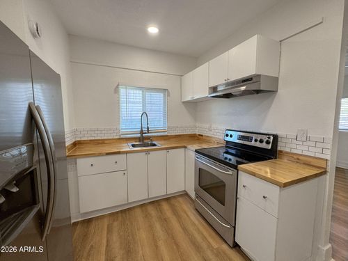 2-325 N 15th Street, Phoenix, AZ, 85006 | Card Image