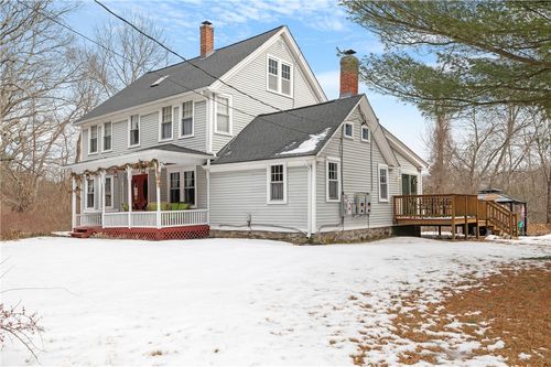 540 Greenville Rd, North Smithfield, RI, 02896-9552 | Card Image