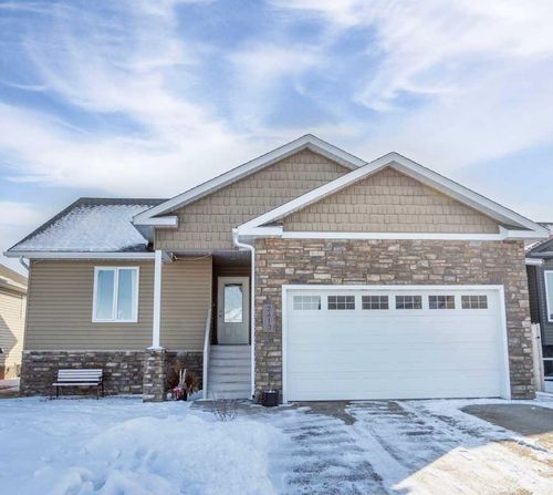 2413 7 Ave, Wainwright, AB, T9W0B6 | Card Image