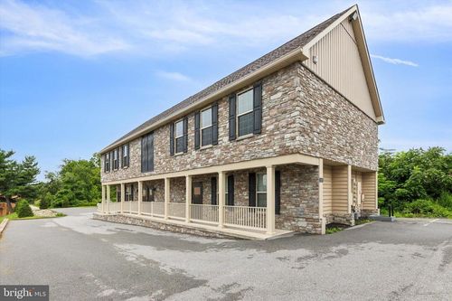 apt-a-3238 Ridge Pike, EAGLEVILLE, PA, 19403-1497 | Card Image