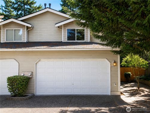 12117 15th Ave W, Everett, WA, 98204-8811 | Card Image