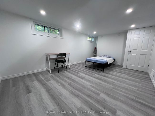 55 Tozer Ave, House other with 5 bedrooms, 2 bathrooms and 4 parking in London ON | Image 12