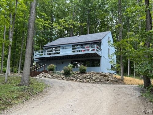 1991 Artemis Dr, Cortland, NY, 13045-9539 | Card Image