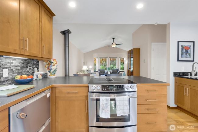 4623 224th Street Se, House other with 3 bedrooms, 2 bathrooms and 1 parking in Bothell WA | Image 13