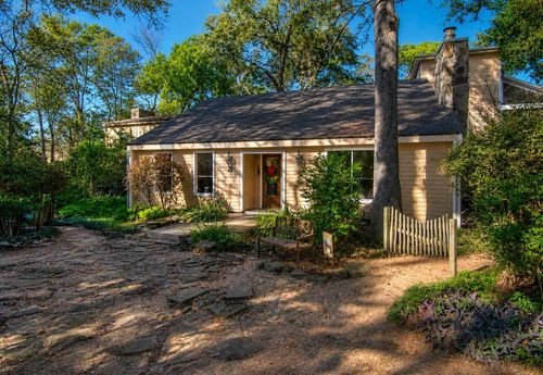 1 Holly Tree Ln, Spring, TX, 77373-5720 | Card Image