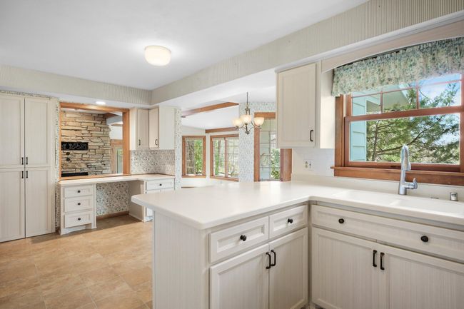 5711 Pheasant Hill Road, House other with 5 bedrooms, 3 bathrooms and null parking in MONONA WI | Image 12