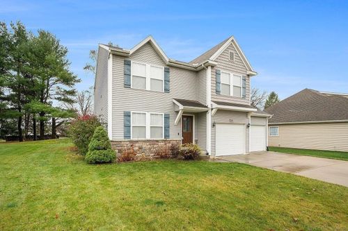 6231 Stable Glen Ct, Kalamazoo, MI, 49009-4003 | Card Image