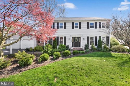 2441 Fruitville Pike, LANCASTER, PA, 17601-2913 | Card Image