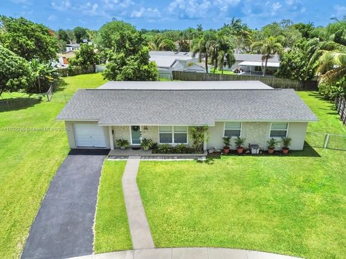 9360 Sw 185th St, Cutler Bay, FL, 33157-7036 | Card Image