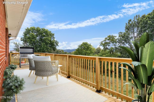 320 Redbird Cir, House other with 3 bedrooms, 2 bathrooms and null parking in Cumberland Gap TN | Image 26