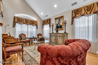 178 Shinnecock Drive, Condo with 3 bedrooms, 2 bathrooms and null parking in Manalapan NJ | Image 3