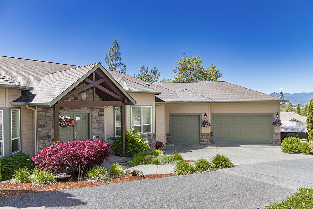 Sunview Pl, Grants Pass, OR 97526