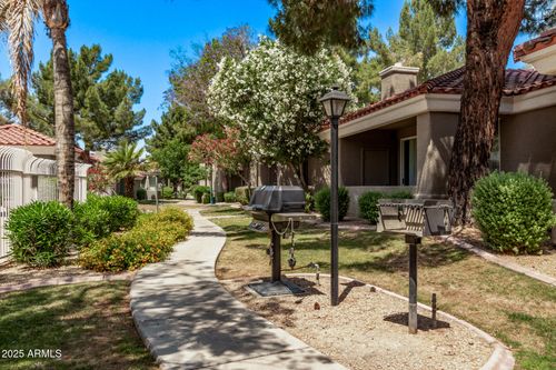 2074-2929 W Yorkshire Dr, Phoenix, AZ, 85027-3949 | Card Image