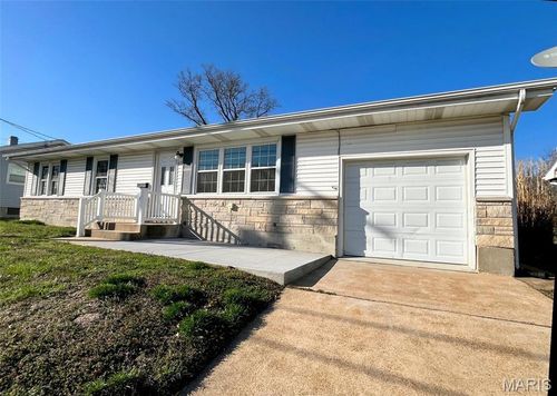 619 E 8th St, Washington, MO, 63090-2938 | Card Image