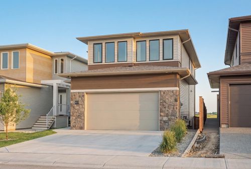4618 31 Avenue S, Lethbridge, AB, T1K8J8 | Card Image