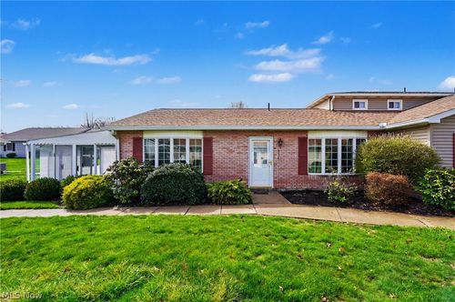 934 Canterbury Lane, Salem, OH, 44460 | Card Image