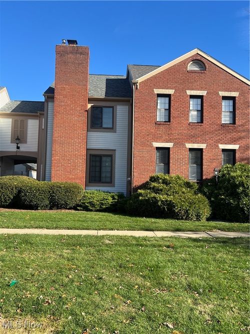 1836 Beechwood Ave Ne, North Canton, OH, 44720-1679 | Card Image