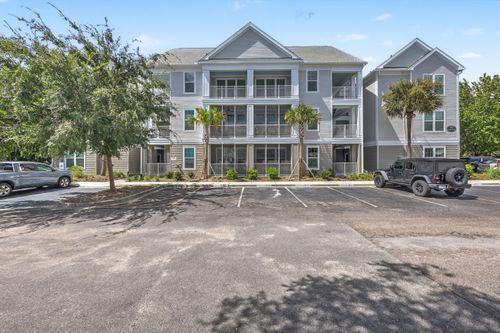 10100-130 River Landing Dr, Daniel Island, SC, 29492-7424 | Card Image