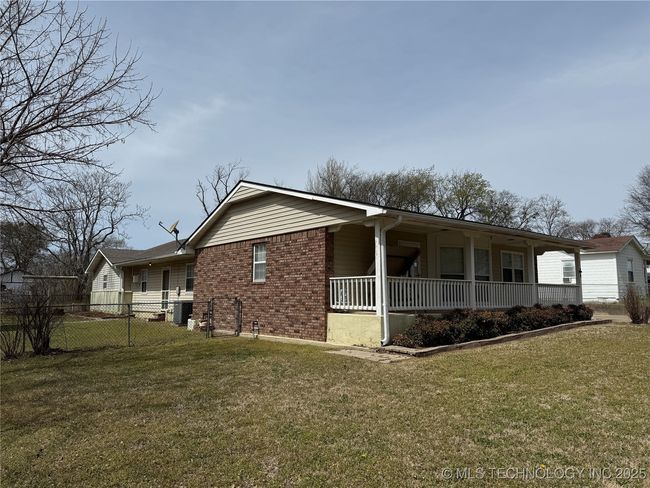 307 S Cherokee St, House other with 3 bedrooms, 2 bathrooms and null parking in Locust Grove OK | Image 25