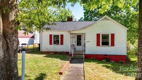 516 Margaret Dr, Statesville, NC, 28677-6043 | Card Image