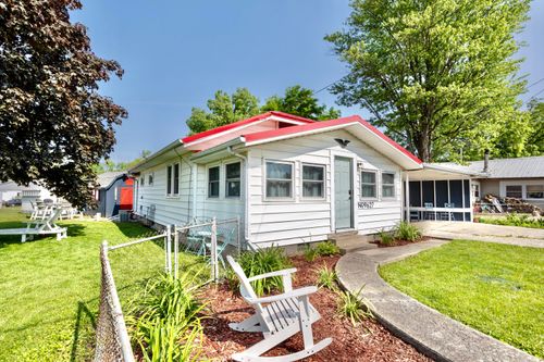 9627 Orchard Ave, Lakeview, OH, 43331-9418 | Card Image