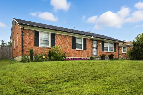1246 Winburn Dr, Lexington, KY, 40511 | Card Image