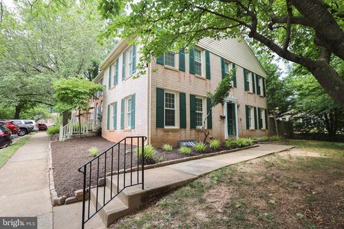 2400 Ansdel Ct, RESTON, VA, 20191-3024 | Card Image