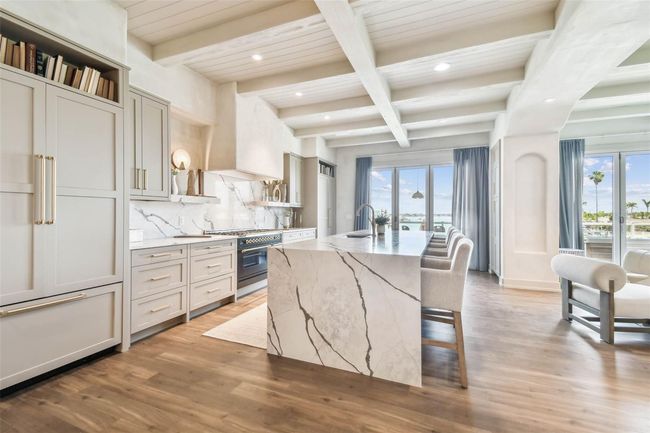 344 Capri Blvd, Townhouse with 5 bedrooms, 5 bathrooms and null parking in TREASURE ISLAND FL | Image 9