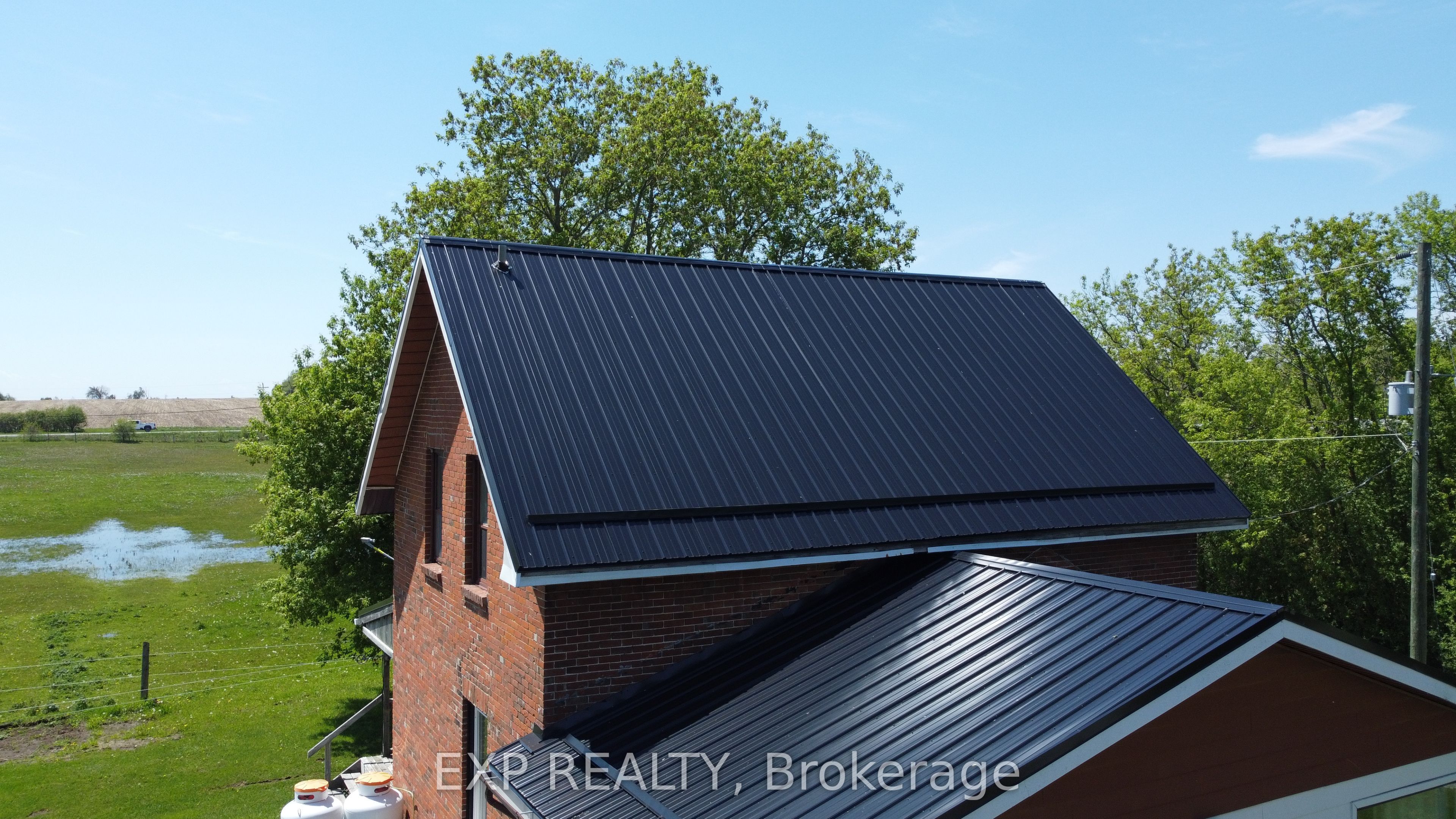 Residential in Uxbridge 4