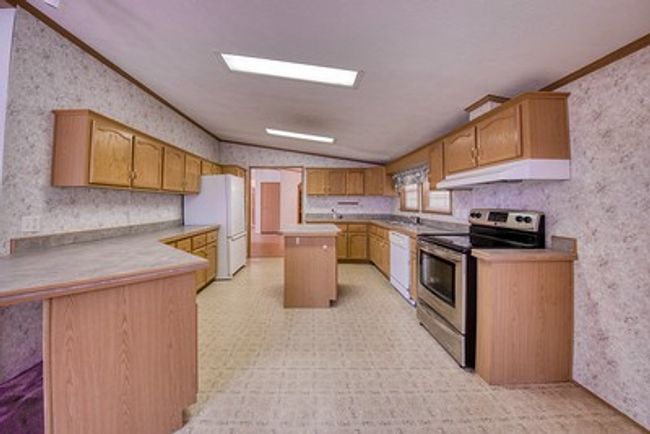 175 Curry St, House other with 3 bedrooms, 2 bathrooms and 2 parking in Turtle Creek PA | Image 7