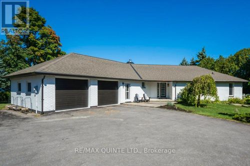 1190 County 3 Road, Prince Edward County (Ameliasburg Ward), ON, K8N4Z1 | Card Image