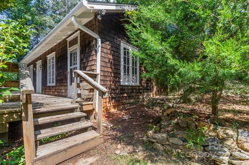 110 Vineyard Rd, Tryon, NC, 28782-2526 | Card Image