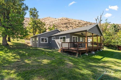 3961 W South Slope Rd, Emmett, ID, 83617-8812 | Card Image