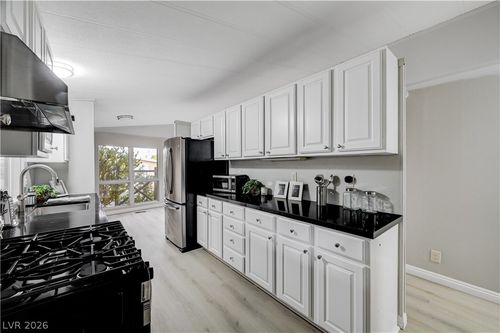3530 Katmai Dr, Las Vegas, NV, 89122-4026 | Card Image