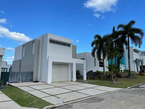 LERIDA 409 Mansiones De Ciudad Jardin, CAGUAS, PR, 00727 | Card Image