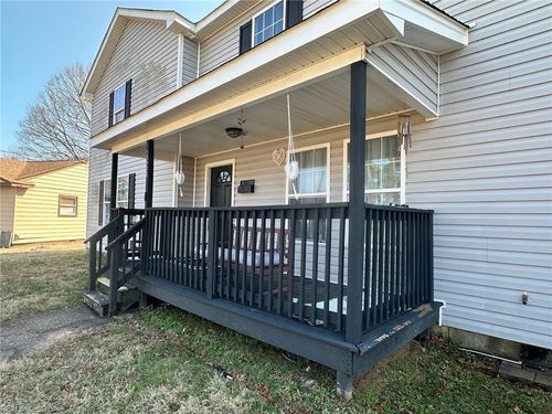 2261 Corbett Ave, Norfolk, VA, 23518-2103 | Card Image