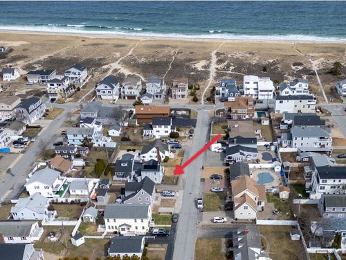 9 Tyngsboro St, Seabrook, NH, 03874-4849 | Card Image