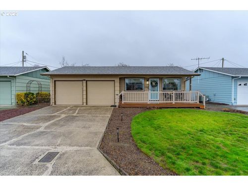 1740 Jansen Way, Woodburn, OR, 97071-2706 | Card Image
