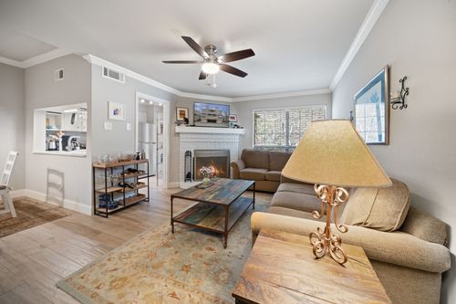 apt-13c-5200 Martel Ave, Dallas, TX, 75206-5652 | Card Image