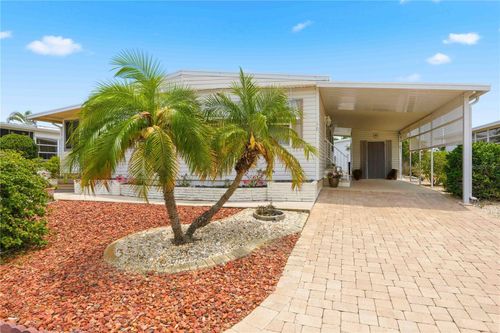 16 S Granada Plz, ENGLEWOOD, FL, 34223-2117 | Card Image