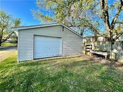 403 S Market Street, House other with 3 bedrooms, 1 bathrooms and null parking in Maryville MO | Image 2