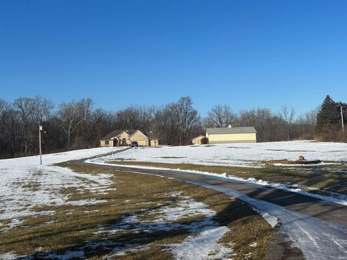 16745 Twin Fawn Trl, Spencerville, IN, 46788-9247 | Card Image