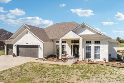 8304 N 101st East Avenue, House other with 4 bedrooms, 2 bathrooms and null parking in Owasso OK | Image 2