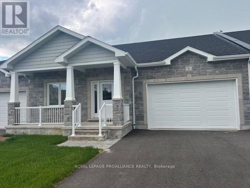 16 Douglas Marshall Cres, Brockville, ON, K6V0E7 | Card Image